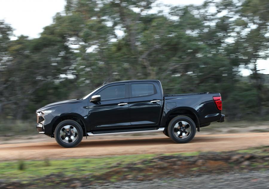  Mazda BT-50 Double Cab 2020 года  (AU) (фото 6 из 17)
